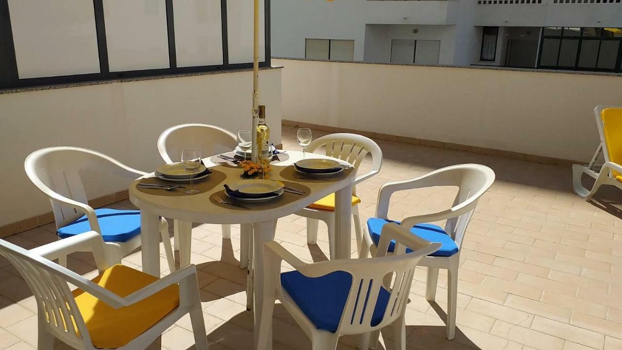 T2 Tahiti - Terraco, Familiar, Garagem, Wifi Apartment Quarteira Exterior foto